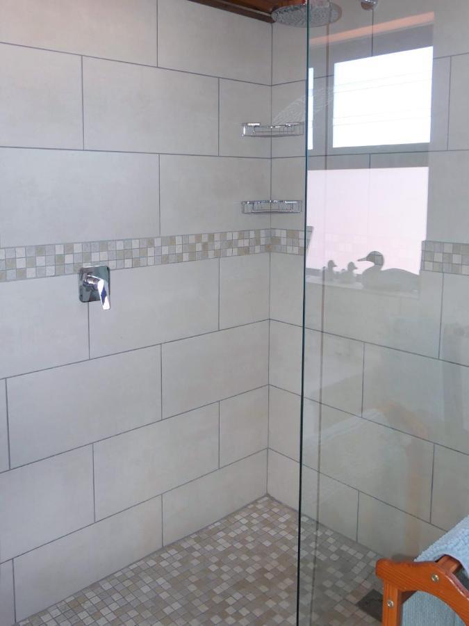 Shalom Self Catering Hotel Kleinmond Exterior photo