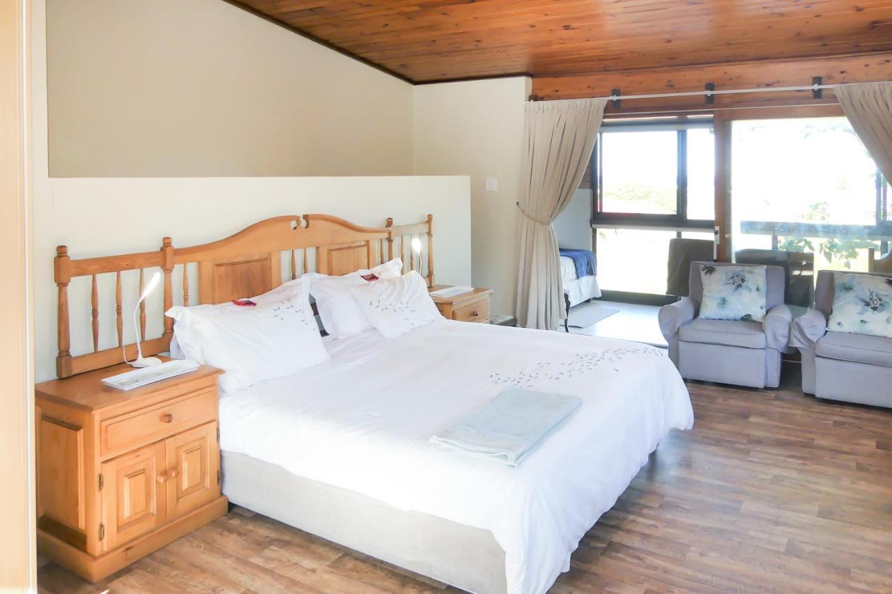 Shalom Self Catering Hotel Kleinmond Exterior photo